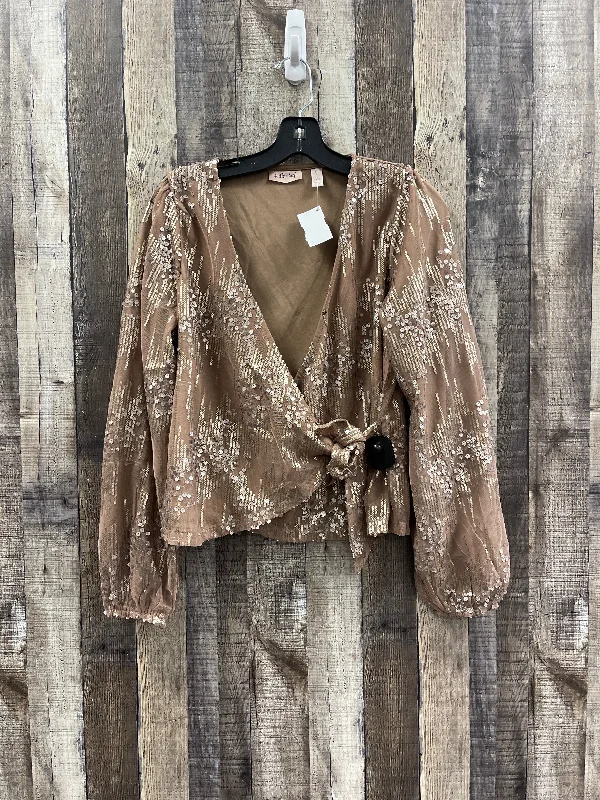 Top Long Sleeve By Cme In Tan, Size: Xs